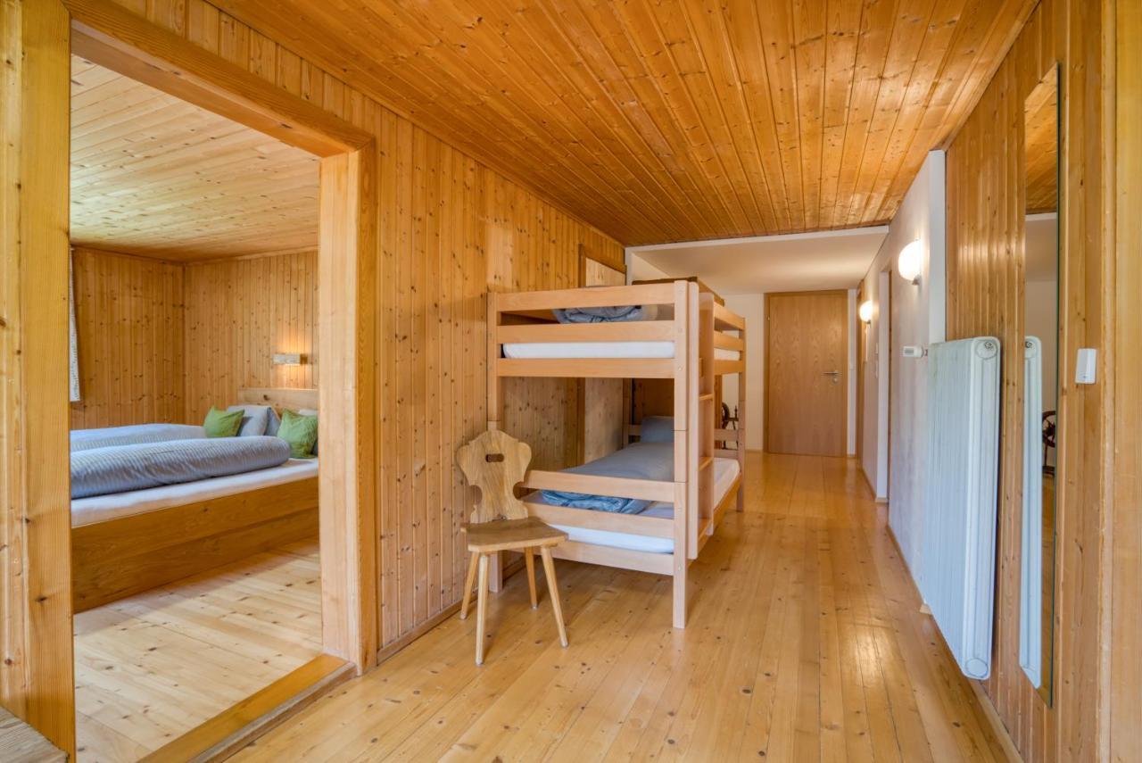 Hus24 Aparthotel Schroecken Ngoại thất bức ảnh