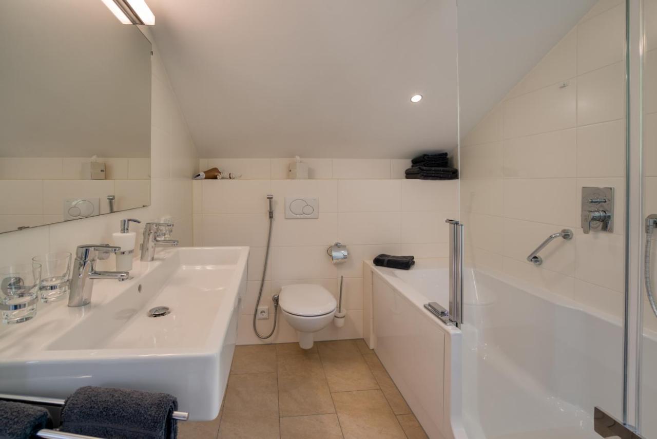 Hus24 Aparthotel Schroecken Ngoại thất bức ảnh