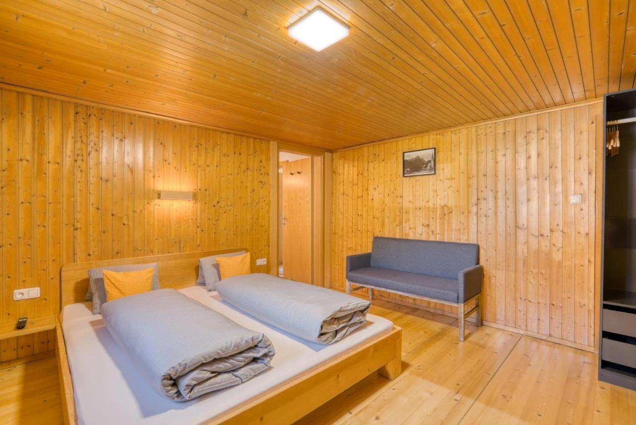 Hus24 Aparthotel Schroecken Ngoại thất bức ảnh