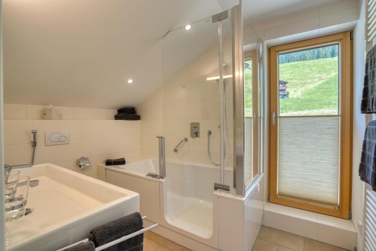 Hus24 Aparthotel Schroecken Ngoại thất bức ảnh