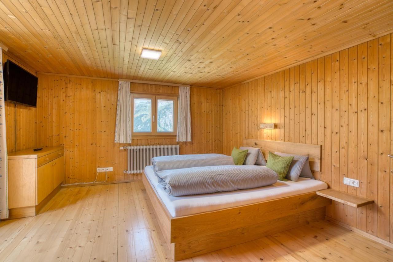 Hus24 Aparthotel Schroecken Ngoại thất bức ảnh