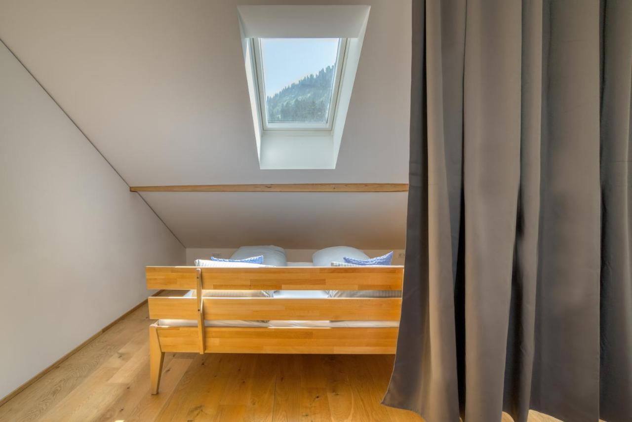 Hus24 Aparthotel Schroecken Ngoại thất bức ảnh
