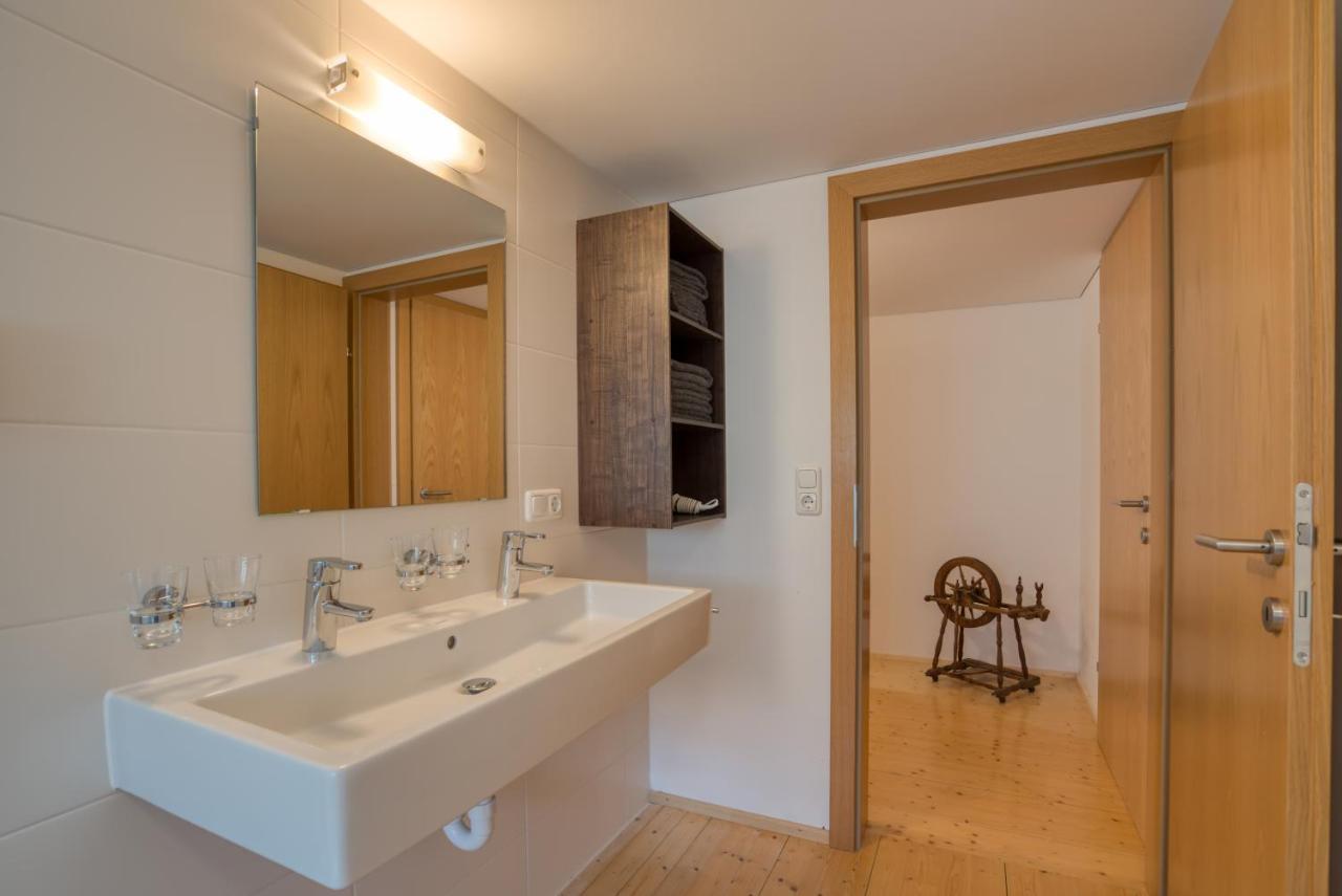 Hus24 Aparthotel Schroecken Ngoại thất bức ảnh